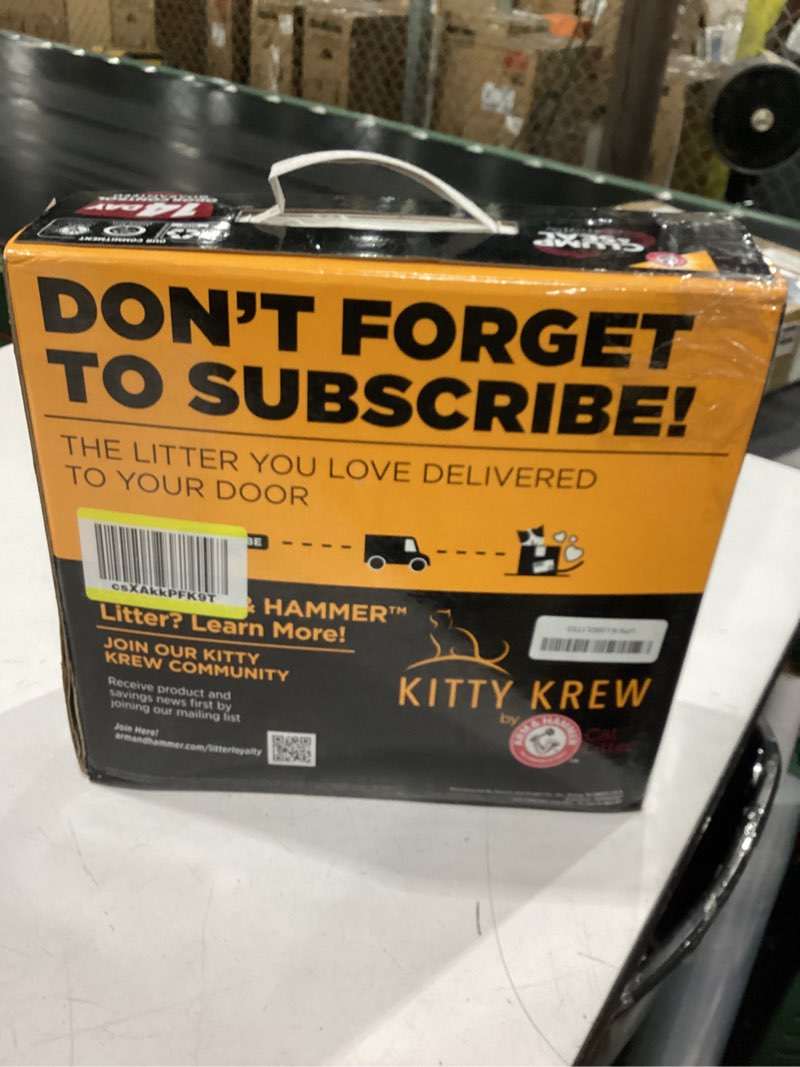 Condition photo showing Good Condition for arm & hammer clump & seal platinum cat litter, multi-cat clumping litter forms rock-hard clumps, powerful odor eliminators with baking soda, 14-day odor control, 18 lbs 18 lbs clump & seal platinum clumping cat litter
