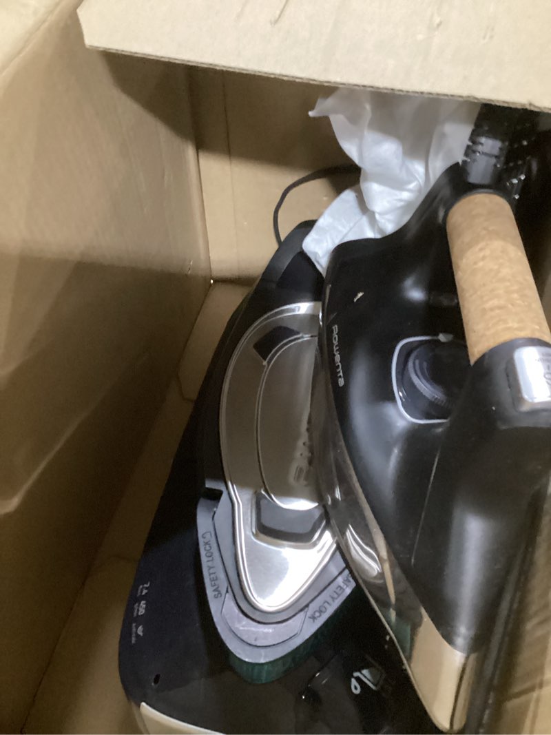 Condition photo showing Good Condition for steamer for clothes, jenaely 1500w standing garment steamers, 35s fast heat-up, 80 mins of continuous powerful steam with 2.8l water tank, pants clip & children's clothing hanger
