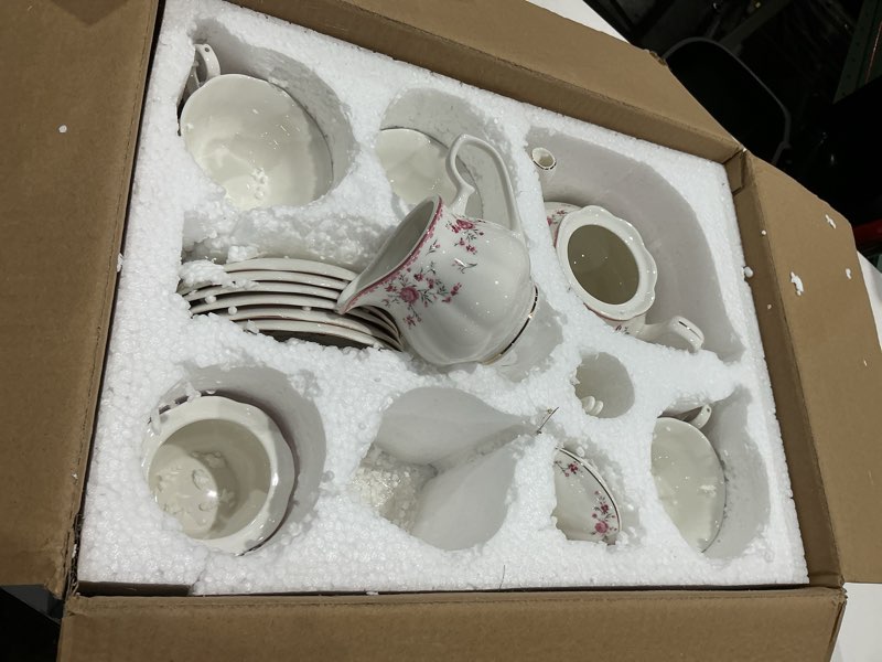 Condition photo showing Good Condition for fanquare vintage porcelain tea set for women tea party, cup and saucer set for 6, wedding floral teapot set for adults, pink rose