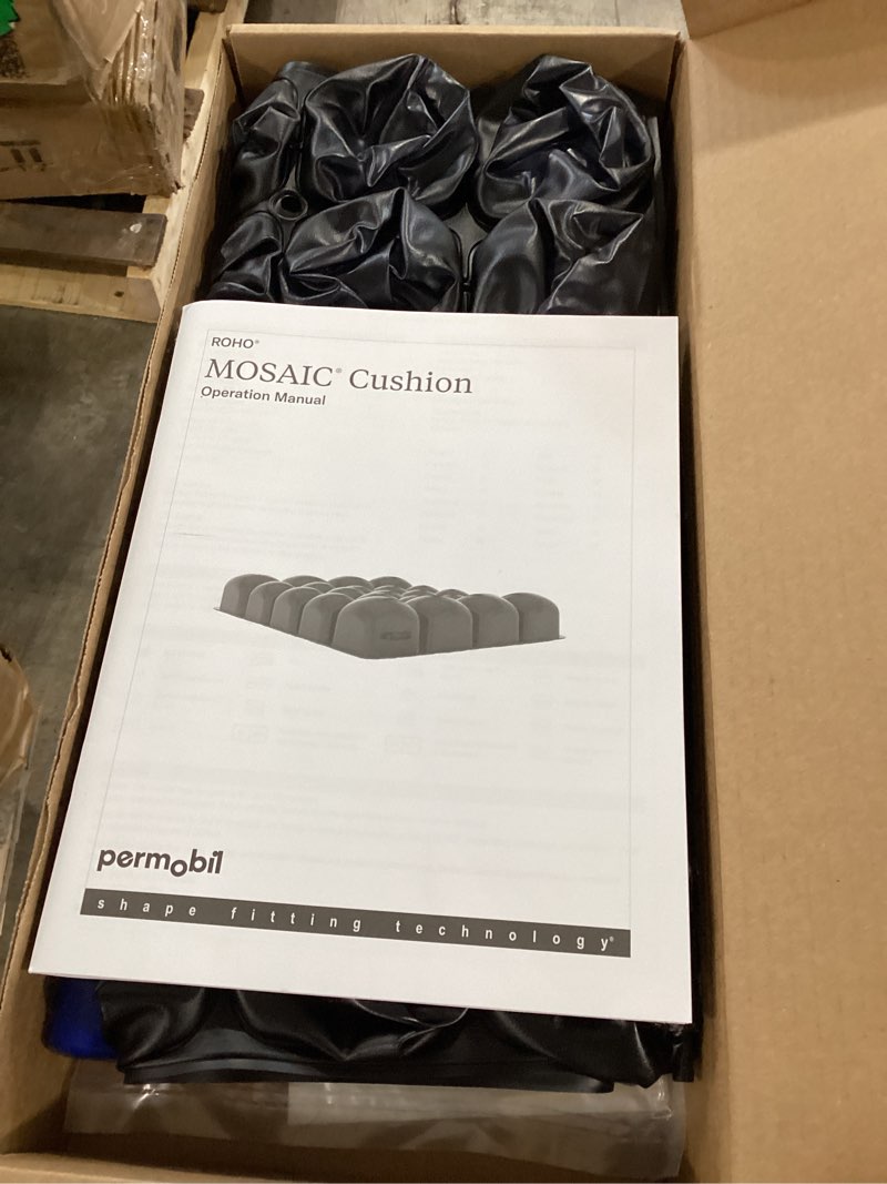 Condition photo showing Good Condition for roho mosaic seating and positioning cushion re-engineered (20 x 18 w/standard cover), for sitting, pvc