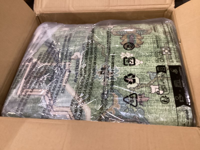 Condition photo showing Good Condition for amada homefurnishing 8x10 area rug for living room, vintage washable area rug low-pile & non-slip carpet for bedroom dining room nursery home office, green 8' x 10' (rectangular) green