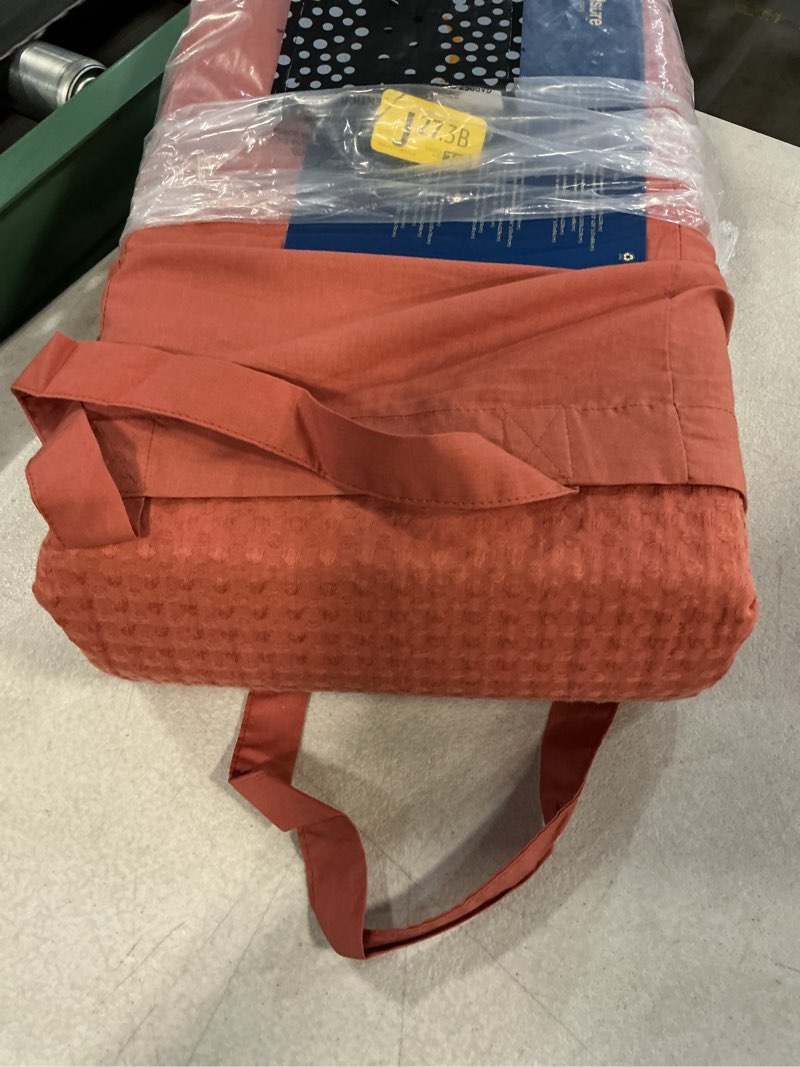 Condition photo showing Good Condition for bedsure cotton duvet cover king - 100% cotton waffle weave burnt orange duvet cover king size, gentlesoft™ and breathable bedding set for all season, 3 pieces, 104"x90" king (104" x 90") 07 - burnt orange (no comforter)