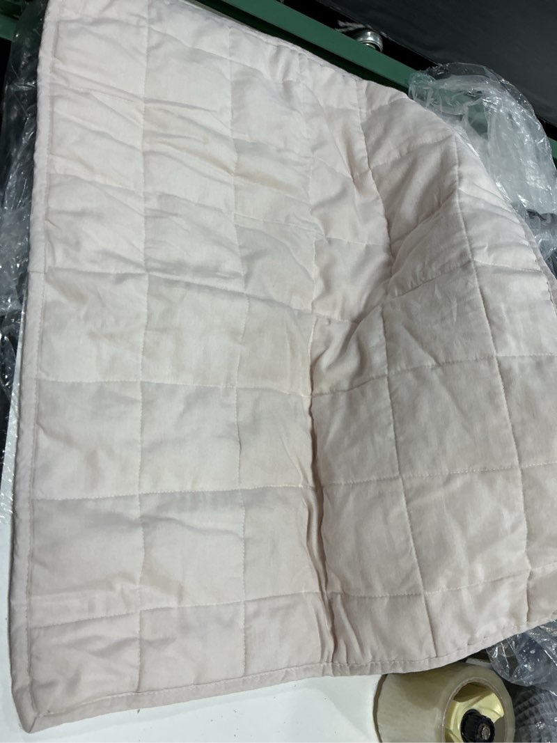 Condition photo showing Good Condition for quince european linen euro sham set  sand 20”x26”
