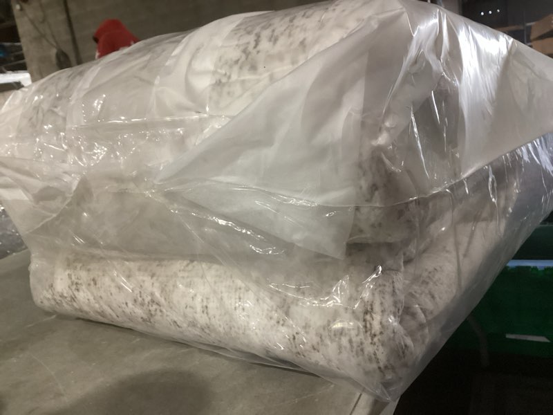 Condition photo showing Good Condition for SIMILAR TO STOCK PHOTO UNKNOWN SIZE.. Area Rug 8x10 Washable Rug, Vintage Boho Medallion Rugs Non-Slip Soft Low Pile Large Distressed Rug Indoor Retro Carpet for Living Room Bedroom Dining Room Home Office (Beige, 8'x10') Beige 8' x 10' (Rectangular)