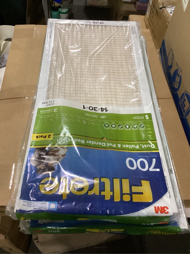 Condition photo showing Good Condition for filtrete 14x30x1 ac furnace air filter, merv 8, mpr 700, tough on pollen, easy on airflow, 3-month pleated 1-inch electrostatic air cleaning filter, 4-pack (actual size 13.813 x 13.813 x 0.8125 in )