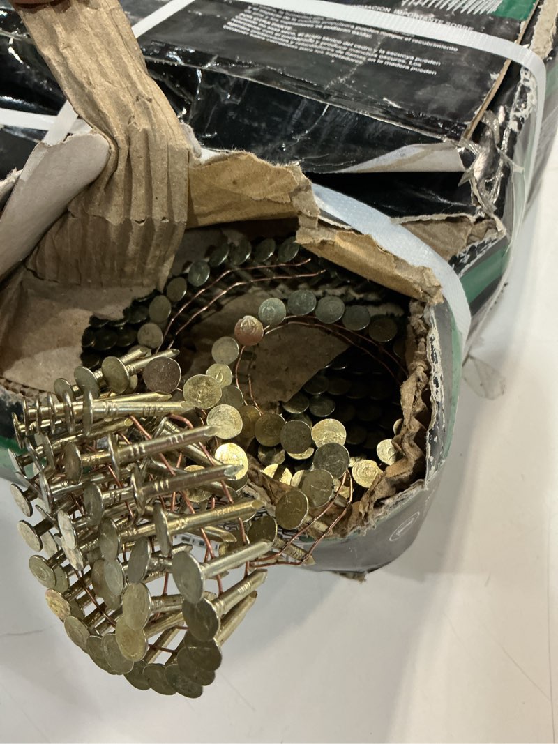 Condition photo showing Good Condition for metabo hpt 3/4-in 15 -degree smooth shank electro-galvanized collated coil roofing nails 7200 -per box item #3001916 | 