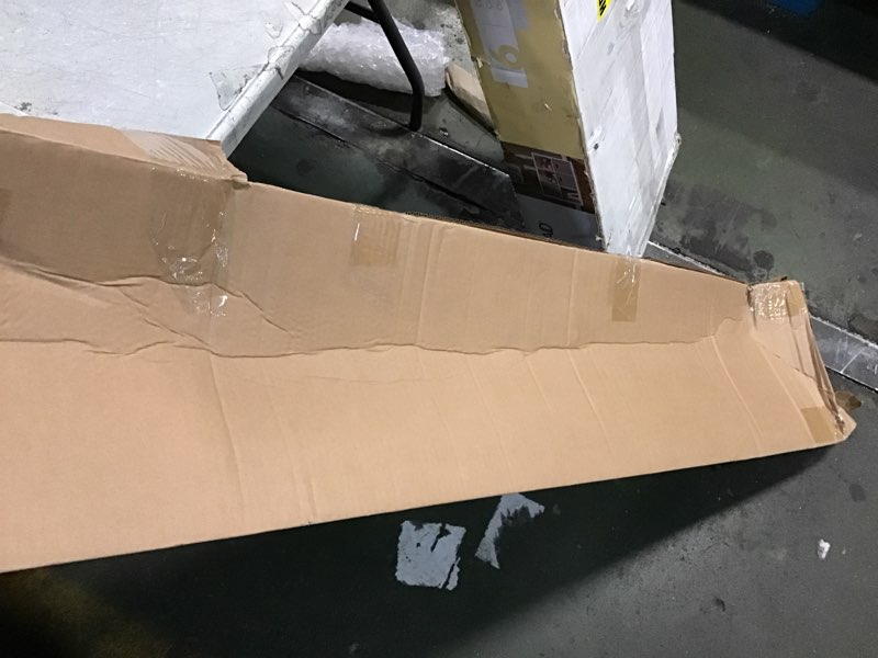 https://lotting-media.assets.bidfta.com/lotting_89bcbd1d-44f5-41a2-9ac7-fabb86c6c5a3