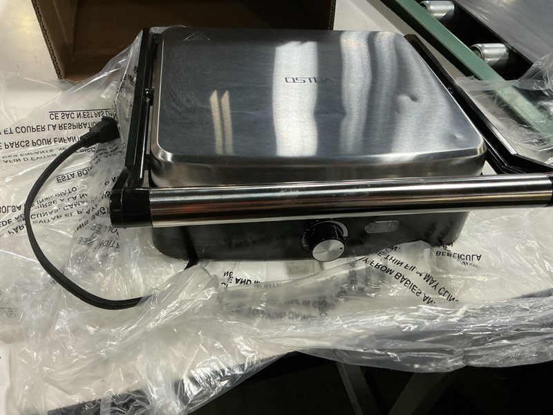 Condition photo showing Good Condition for amazon basics panini press & electric indoor grill with adjustable temperature settings, non-stick ceramic plates, black