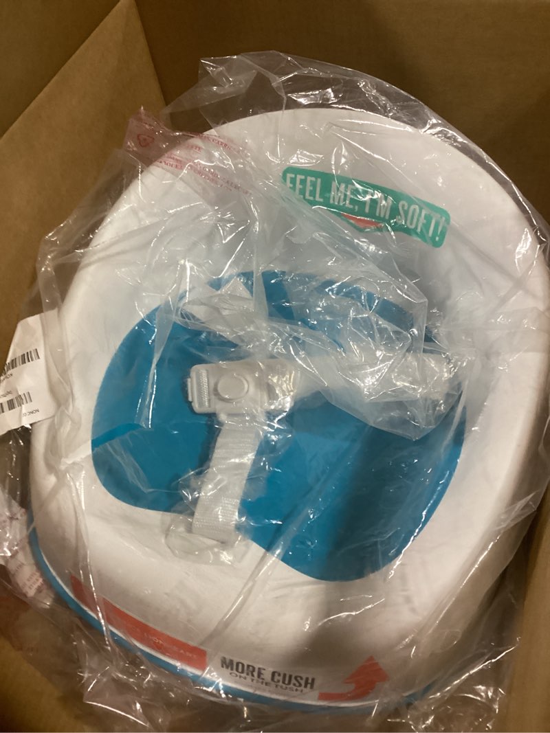 Condition photo showing Good Condition for Prince Lionheart Baby Booster Squish Seat for Dining Table, Soft Seat with 3-Point Harness and Dual-Strap System for Toddler