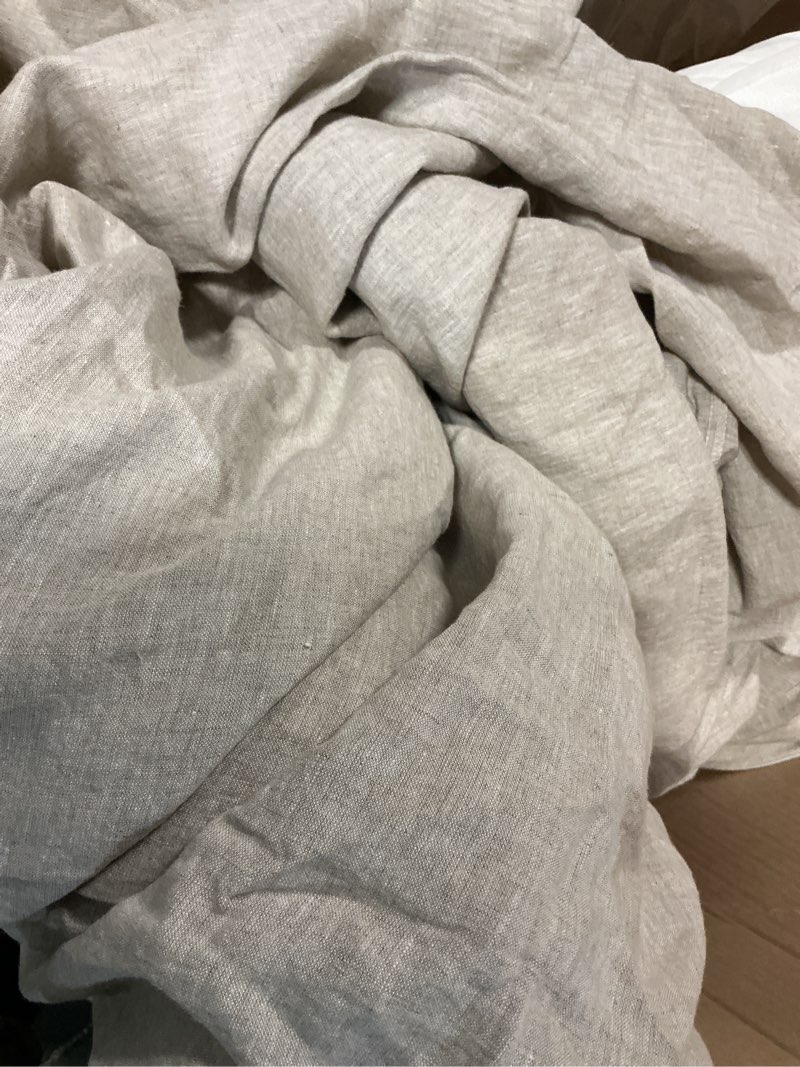 Condition photo showing Good Condition for quince full/queenduvet 88inx92in set