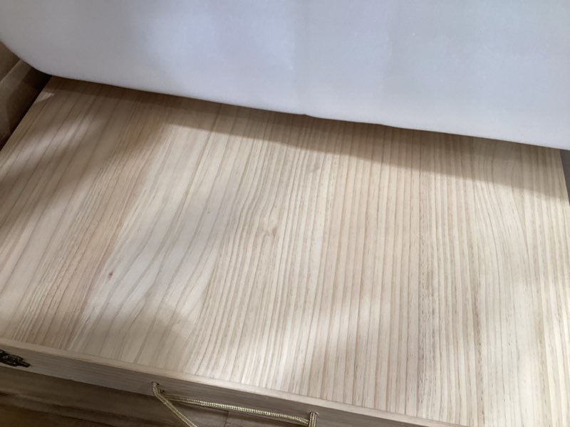 Condition photo showing Good Condition for portable wooden outdoor low picnic table for floor seating, beach, camping, bbq, backyard, 60x30in