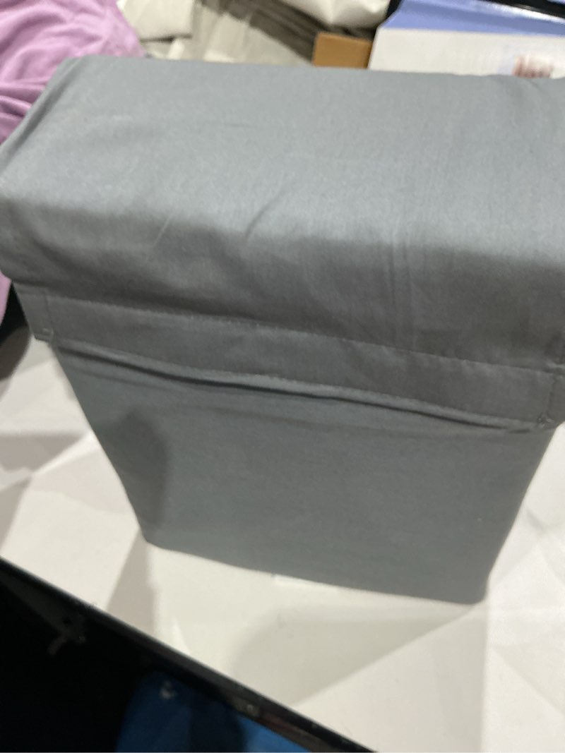 Condition photo showing New/Like New for better homes & gardens cool & crisp 4-piece 300 thread count green river cotton percale sheet set, queen