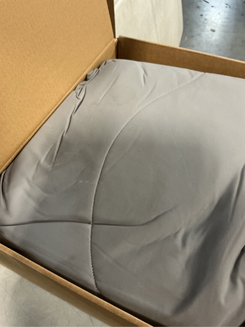 Condition photo showing Good Condition for rest® evercool® cooling comforter, king/cali king, blanket for hot sleepers, all season bedding for night sweats, breathable lightweight duvet, 106x90 inches, cool gray cool gray king / cali king (106"x90")