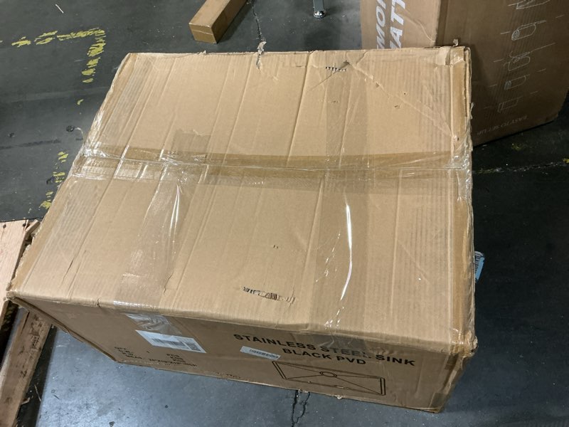 https://lotting-media.assets.bidfta.com/lotting_89dd9792-23a2-48cd-a59d-ebd90616db45