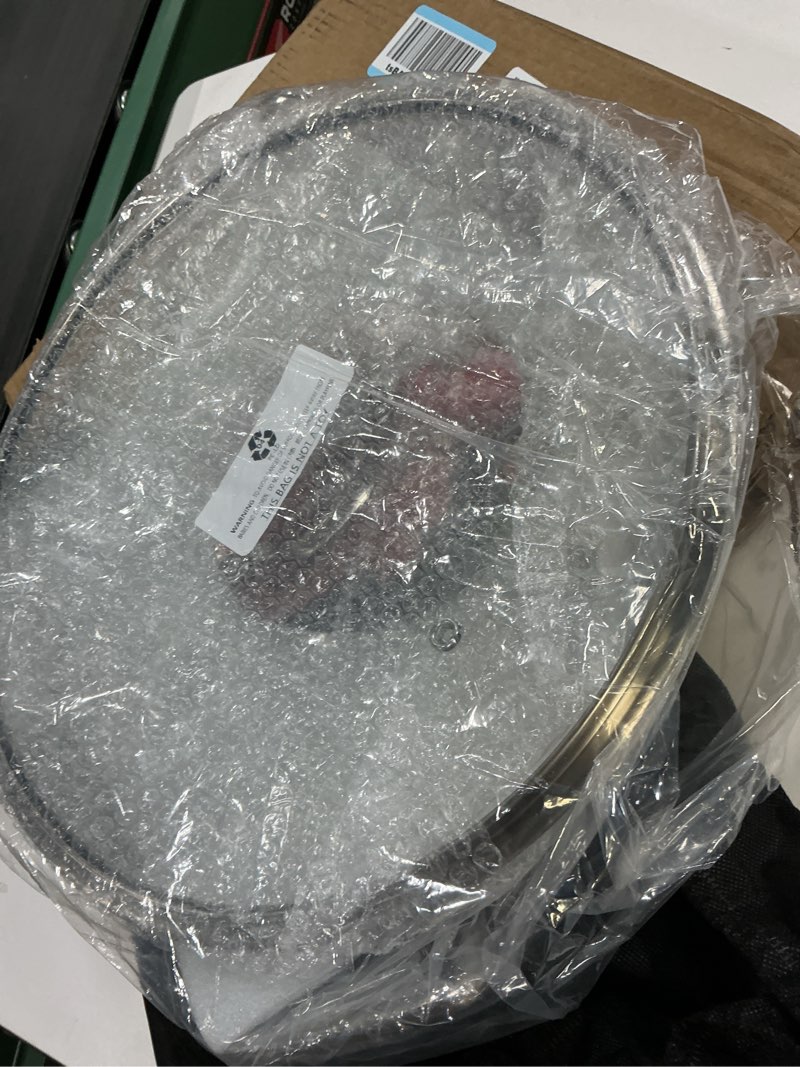 Condition photo showing Good Condition for LOLYKITCH 14 Inch Tri-ply Stainless Steel Paella Pan with Lid, Detachable Handle Skillet, Induction Compatible Flat Bottom, Rust Proof & Warp Resistant, Large Oven Safe Cookware for Family of 5-8 14 Inch with Lid