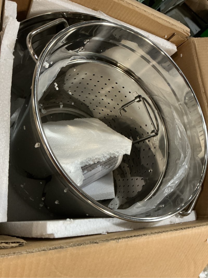 Condition photo showing Good Condition for 36-quart stainless steel seafood boil pot with lid,crab, lobster, shrimp boil stock with strainer, turkey fryer pot, stock boiler deep,fried cooker for commercial outdoors 36 quarts