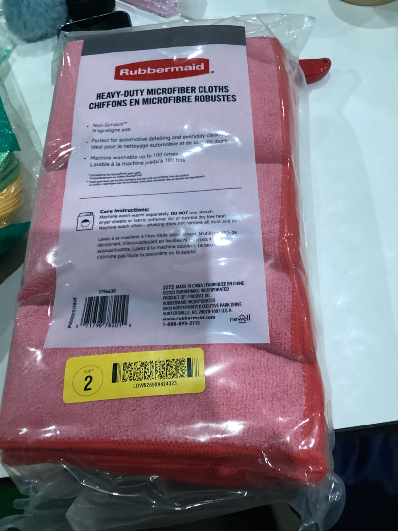 Condition photo showing item condition for Rubbermaid Microfiber Heavy-Duty Cloth Towels 16 Pack 16"x16" Non-Scratch Dense-Fiber Reusable/Washable for Cleaning/Wiping/Polishing for Home/Kitchen/Car 16-Pack