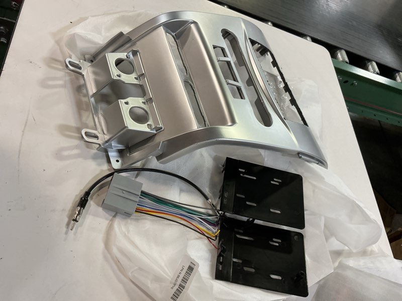 Condition photo showing Good Condition for almuloo single/double din car radio stereo dash kit compatible with 2008-2011 ford focus