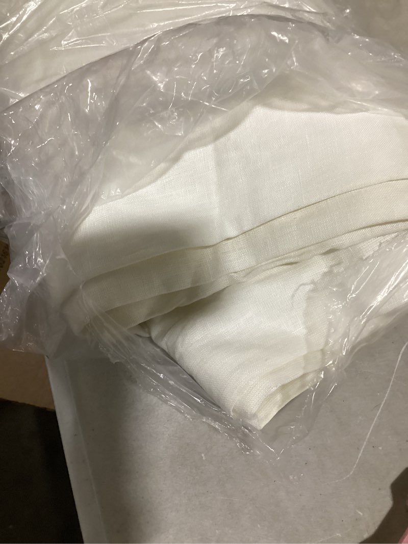 Condition photo showing Good Condition for european linen curtain