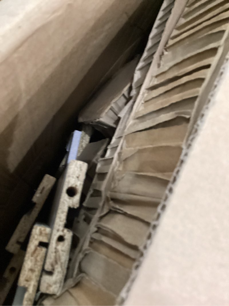 https://lotting-media.assets.bidfta.com/lotting_89fcfa12-29dd-4b70-9d1b-499e7edeb331