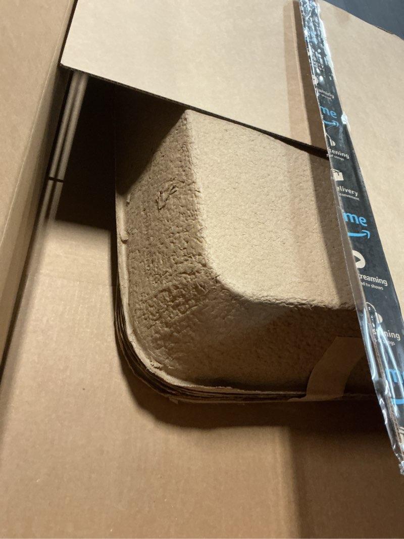 Condition photo showing Good Condition for kitty sift disposable cat litter box jumbo, 6 count, durable and portable for travel and home, eco-friendly disposable litter box controls odor