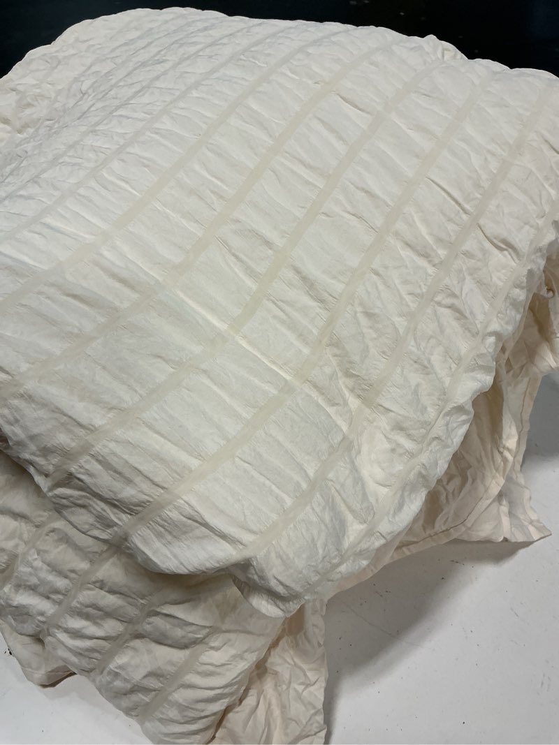Condition photo showing Good Condition for full jollyvogue ivory comforter full size, 3 pieces seersucker lightweight full size bedding, all season fluffy microfiber bedding comforter set with 1 ruffle comforter and 2 ruffle pillowshams ivory full
