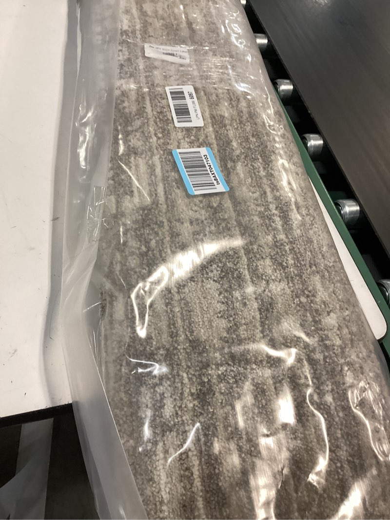 Condition photo showing Good Condition for rug