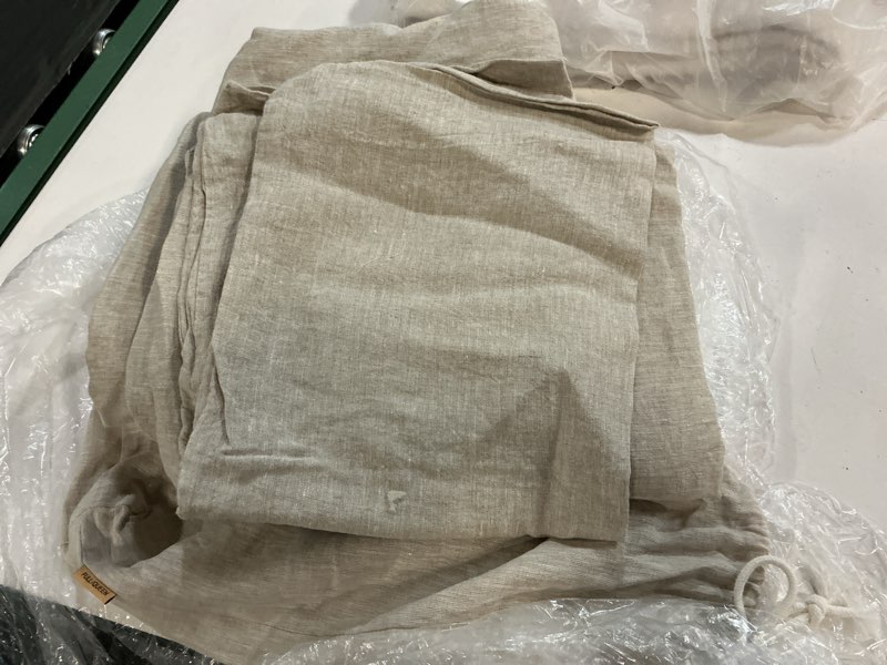 Condition photo showing Good Condition for quince european linen duvet cover set solid natural chambray  full/queen