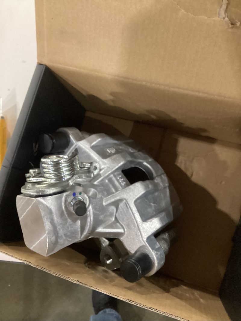 TRQ Rear Brake Caliper Set Zinc Coated Brackets Hoses Compatible with 2004-2008 Mazda 3