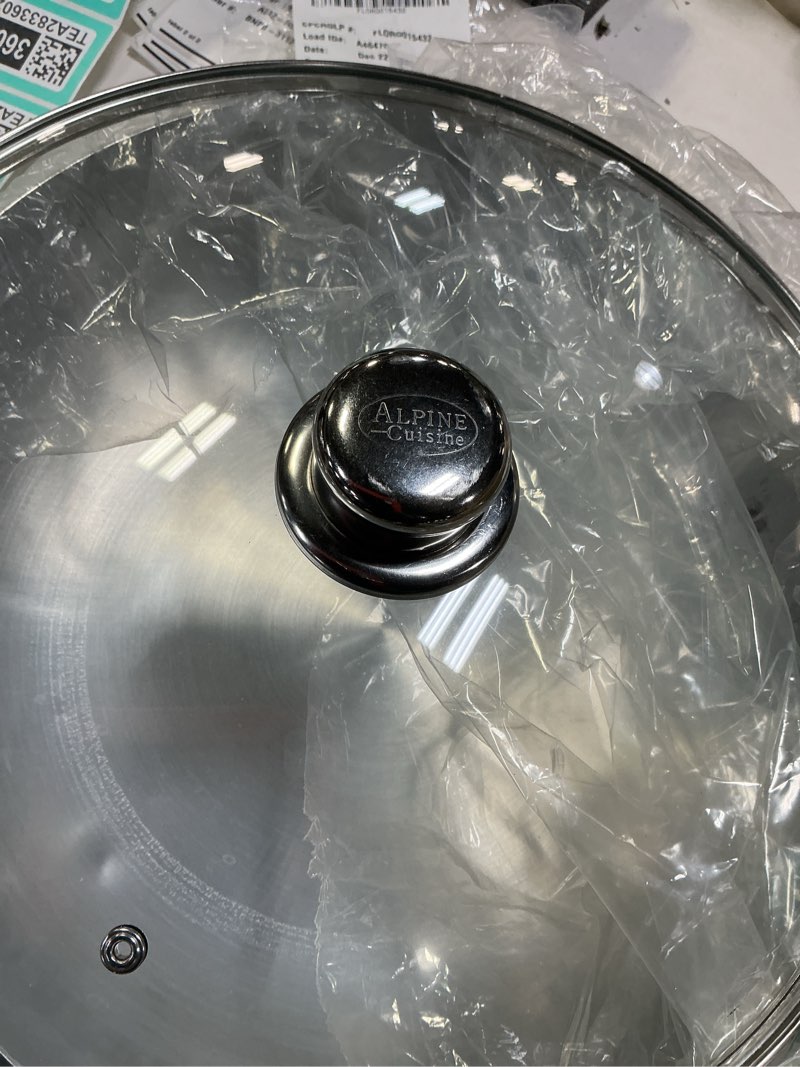 Condition photo showing Good Condition for Alpine Cuisine 11-Quart Nonstick Aluminum Caldero Pot with Glass Lid & Riveted Handle | Versatile Cookware for Stews, Soups & Rice | Easy Clean, Silver 11 Quart