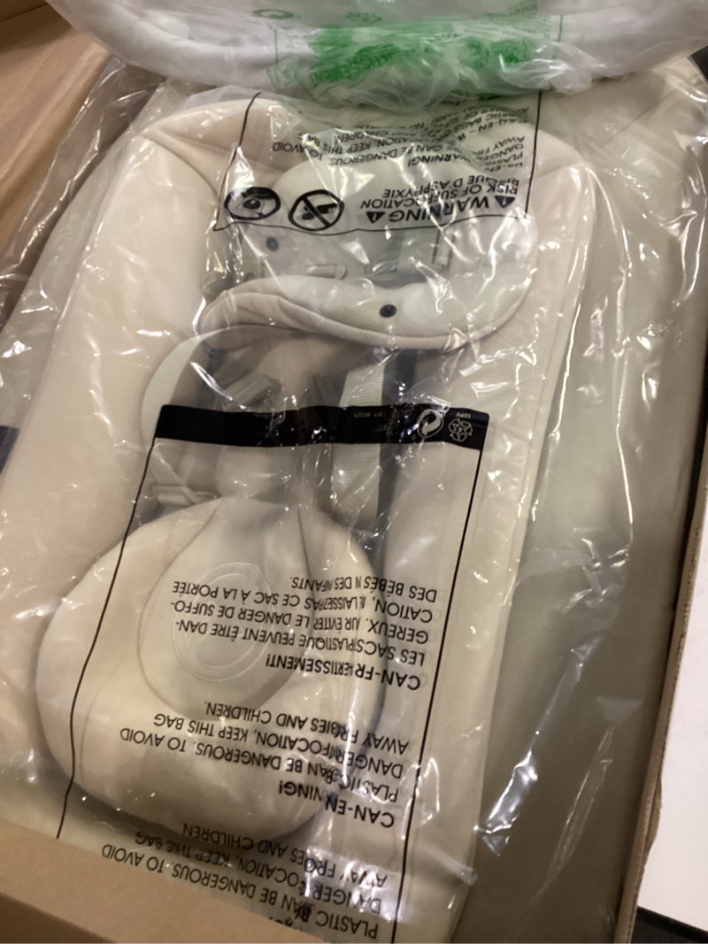 Condition photo showing Good Condition for cybex lemo self-bouncing baby bouncer for playing and relaxing with adjustable harness and breathable mesh backrest, comfort inlay with head hugger, and stand, pearl beige pearl lemo 2 bouncer beige