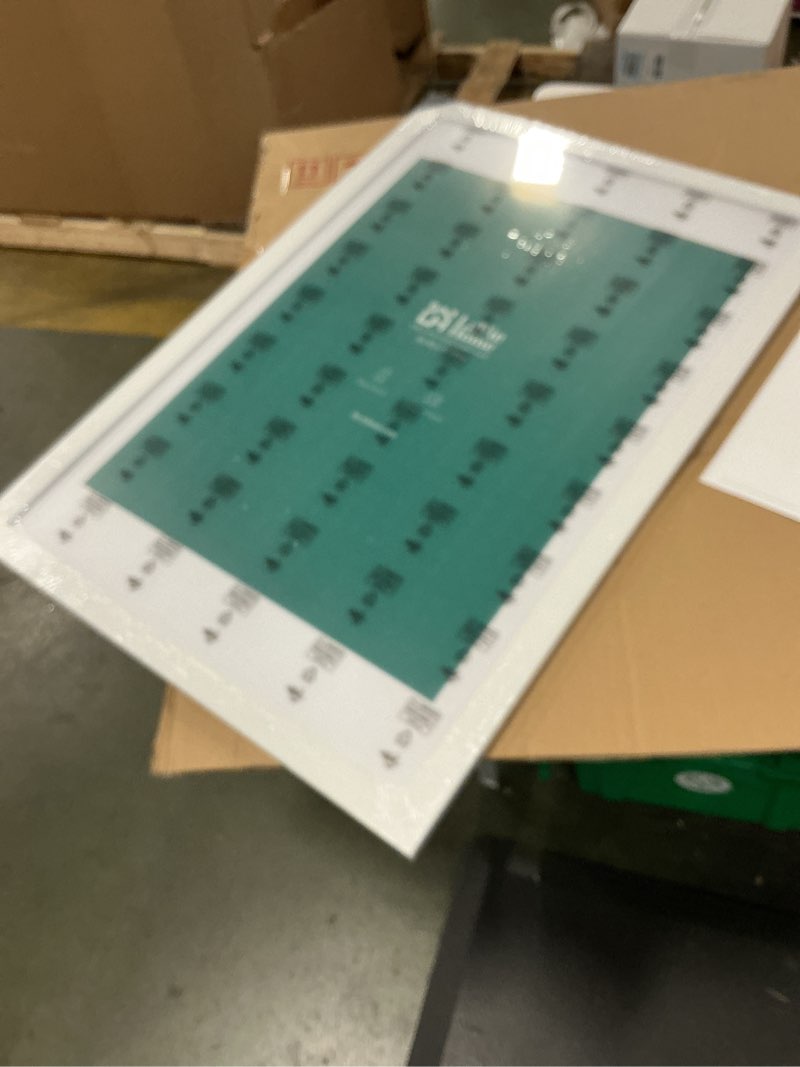 Condition photo showing New/Like New for LaVie Home 20 x 30 Poster Frame White, Display Pictures 18x24 with Mat or 20x30 Without Mat, Stable and Sturdy Picture Frame and Polished Plexiglass, Horizontal and Vertical Format of The Wall?1 Pack? 20x30 White