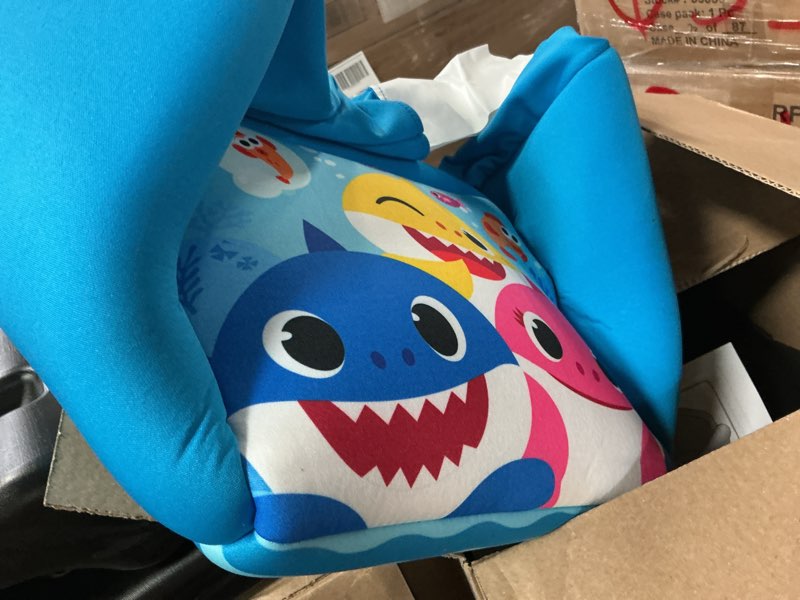 Condition photo showing New/Like New for delta children kids upholstered chair with sculpted plastic frame