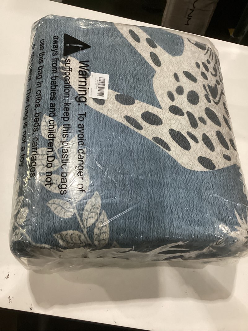 Condition photo showing New/Like New for moynesa vintage blue area rugs 8x10, washable boho animal rug for living room, bedroom, dining room, large low pile soft non slip retro indoor floor carpet (8x10 blue) 8' x 10' (rectangular) blue
