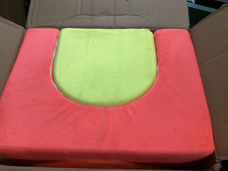 Condition photo showing item condition for 8-Piece Colourful Soft Play Set, Foam Climbing Blocks for Toddlers, Climbing Toys for 1 Year Old, Inside Crawling & Sliding Foam Baby Climbing Blocks