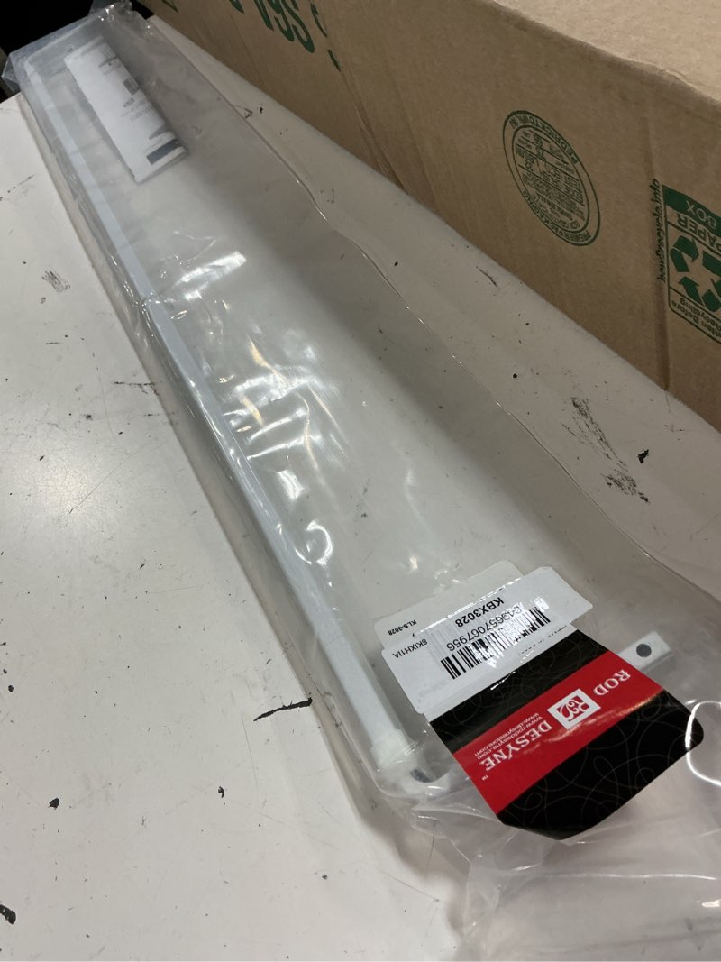 Condition photo showing New/Like New for rod desyne lockseam 3" clearance curtain rod 28-48 inch white