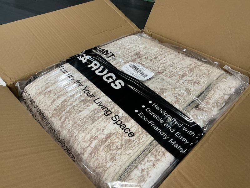 Condition photo showing New/Like New for washable area rug 8x10, large soft rugs for living room vintage beige carpet 8x10 area rugs for bedroom dining room non-slip stain resistant under table rug beige 8' x 10' (rectangular)