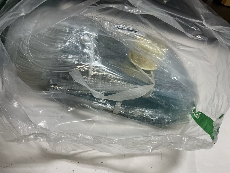 Condition photo showing Good Condition for Ohuimrt 50 PCS Clear Plastic Gift Bags with Handles, Reusable Party Favor Bags with Ribbon Transparent Gift Wrap Bags Bulk for Weddings Birthdays, 5.9 x 7.9 x 2.8 Inches Clear 5.9 x 7.9 x 2.8 1 Count (Pack of 50)