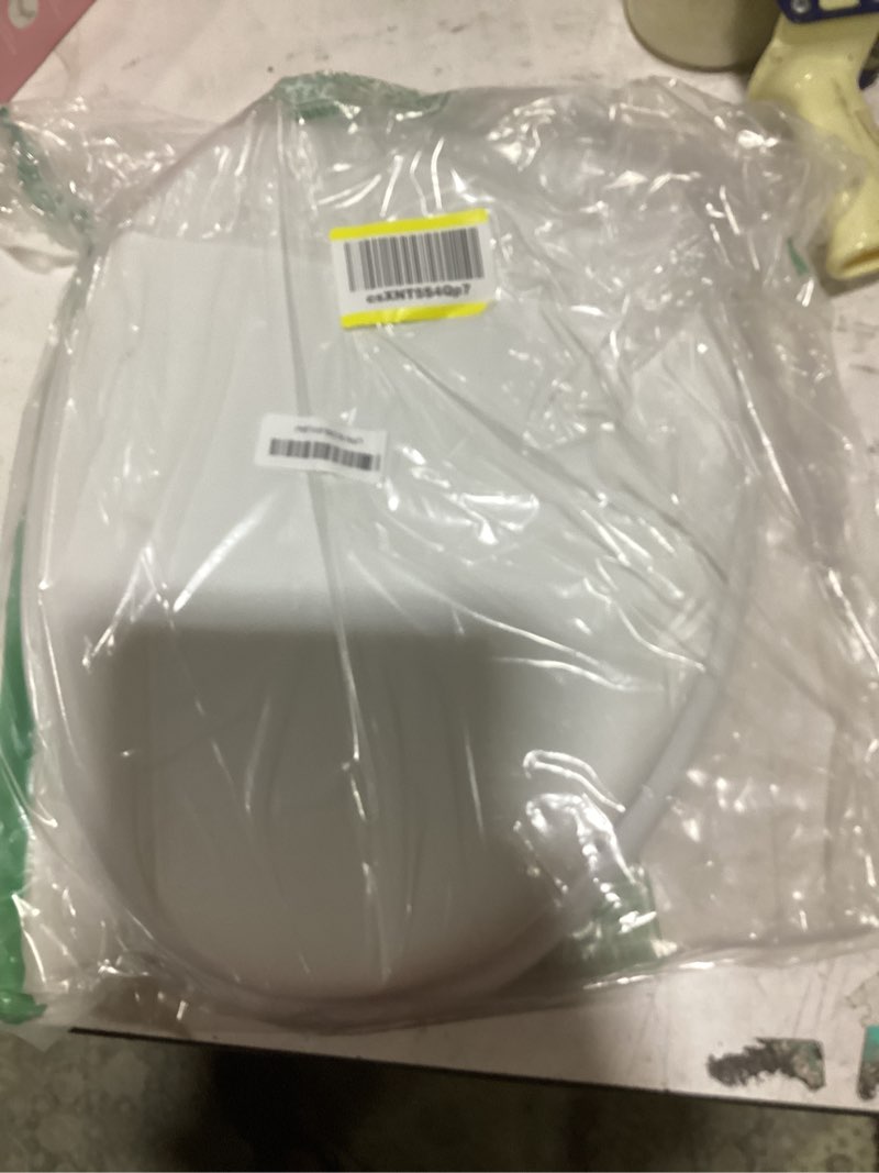Condition photo showing Good Condition for round toilet seat, standard 16.5” slow/soft close round toilet seat for round toilets, no-slam quiet-close lid, easy-to-install, white, durable never-loosen design white round(standard)