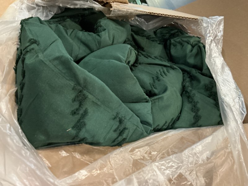 Condition photo showing As Is for Litanika California King Comforter Set with Sheets Emerald Green - 7 Pieces Cal King Bed in a Bag Chevron Tufted Complete Bedding Sets with Comforter, Sheets, Pillowcases & Shams Dark Emerald Green California King (104"x96")