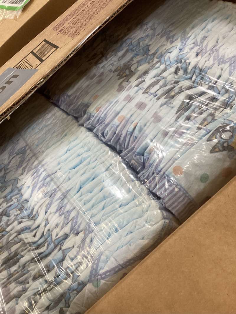 Condition photo showing Good Condition for Luvs Diapers - Size 6, 144 Count, Bluey Platinum Protection Baby Diaper Size 6 144