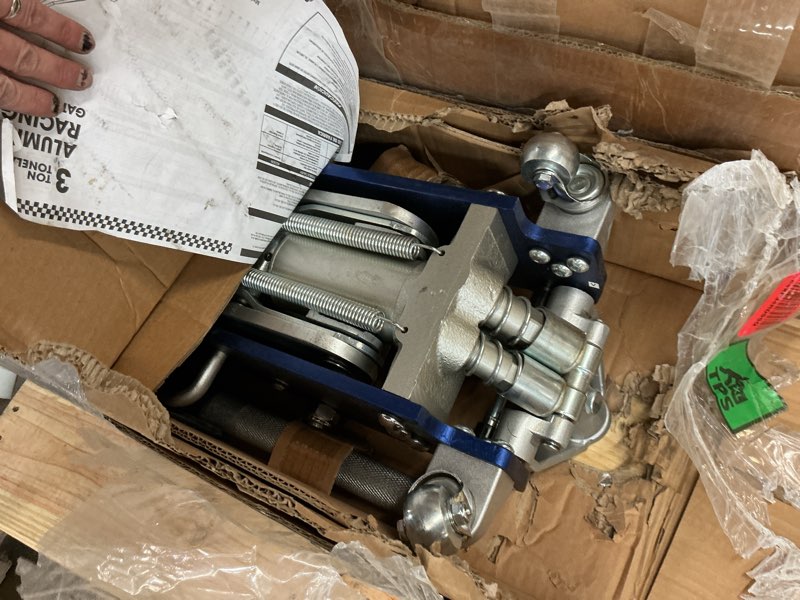 Condition photo showing New/Like New for YELLOW JACKET 3 Ton Floor Jack Full Aluminum Ultra Lightweight Quick Rise Racing Floor Car Jack with Dual Pump Fast Lifting Low Profile Jack for Vehicle,6600 lbs Capacity