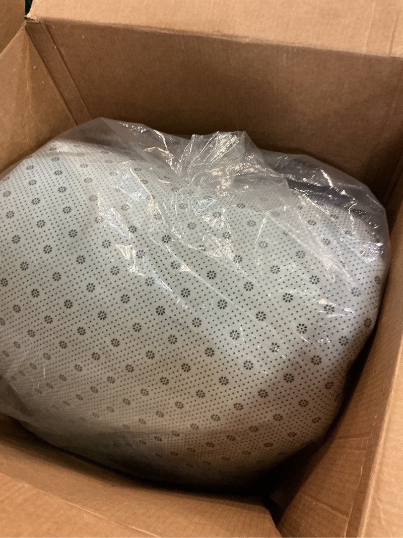 Condition photo showing Good Condition for Sour Lemon 8x10 Area Rugs for Living Room, Soft Large Area Rug Fluffy Rugs for Bedroom?Machine Washable Area Rug Non Slip Carpet Rug for Living Room Playroom Kids Room Home Decor Milky White 8' x 10' (Rectangular)