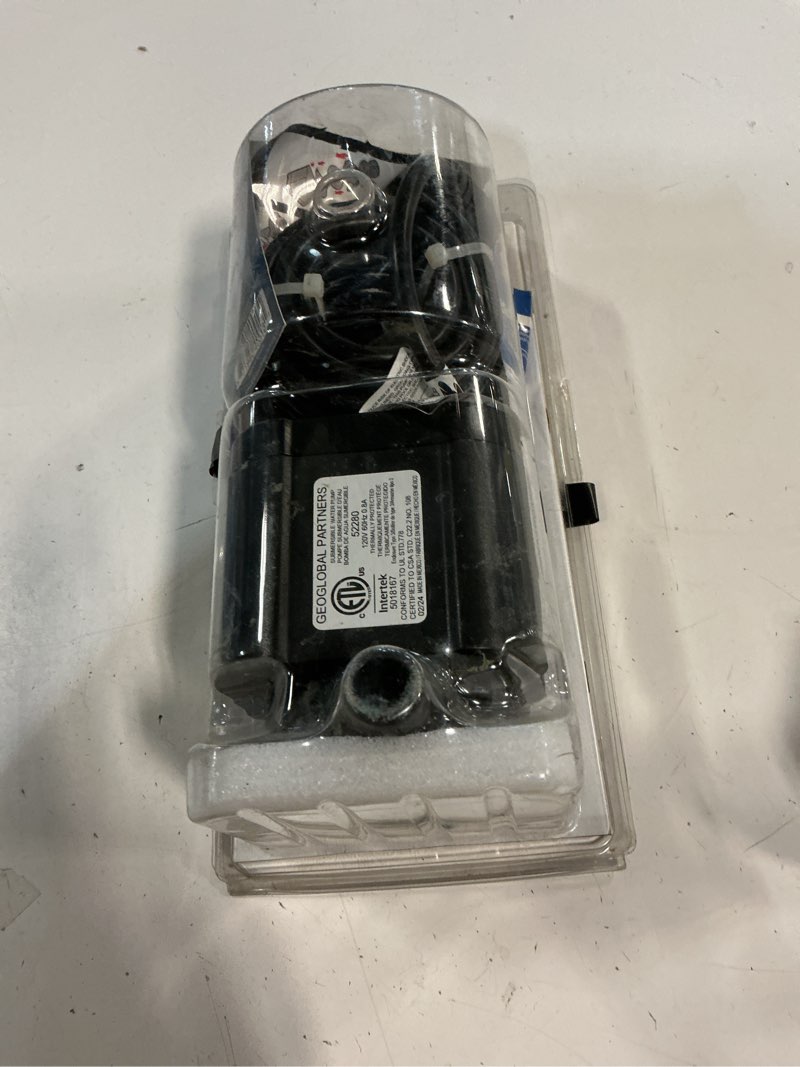 Condition photo showing Good Condition for smartpond 420-gph submersible pond pump