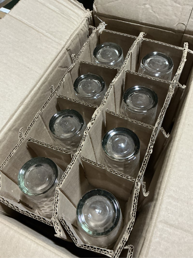 Condition photo showing Good Condition for Libbey Pueblo 16-Piece Tumbler and Rocks Glass Set