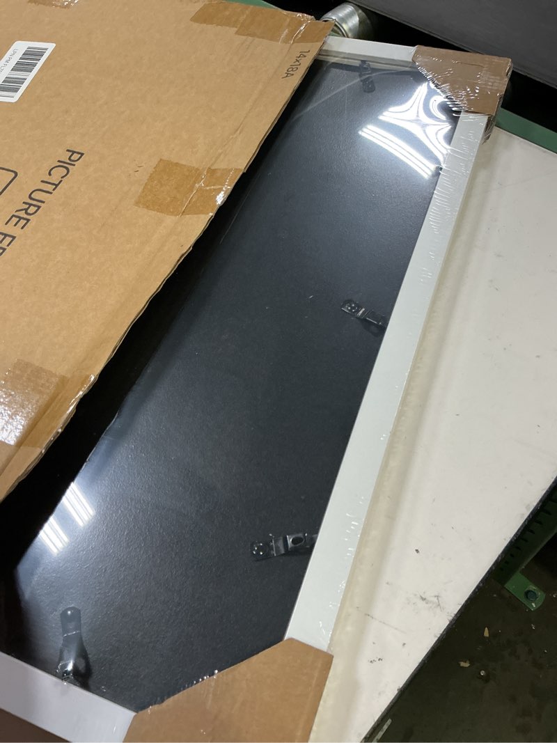 Condition photo showing Good Condition for vnvnk 14x18 frame white, perfect for 14x18 inch picture without mat or 10x14 inch picture with mat, home wall decor picture frame-1 pcs 14x18 white