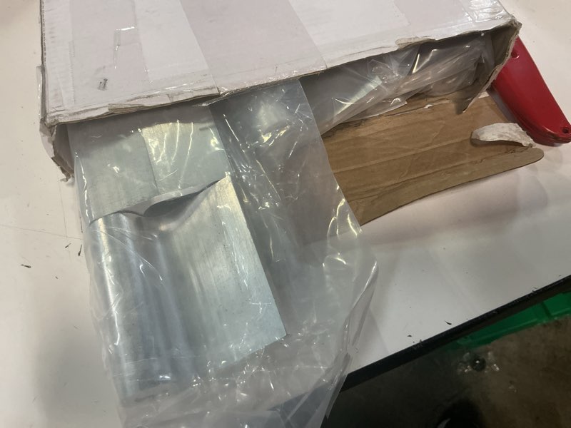 Condition photo showing New/Like New for zonon 6 pcs 9 inch aluminum greaseable weld on door hinges ramp gate replacement part for trailer, t