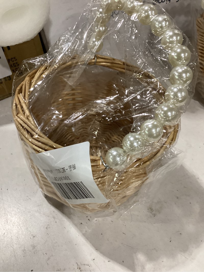 Condition photo showing New/Like New for wicker rattan flower girl basket,pearl handle flower basket,flower girl basket for wedding and home decorations. 4