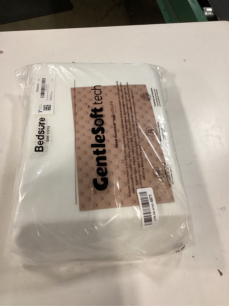 Condition photo showing New/Like New for bedsure california king sheet sets, cooling sheets, rayon derived from bamboo, deep pocket up to 16", purewoven, breathable & soft, hotel luxury silky bedding for hot sleepers, white 02 - white california king