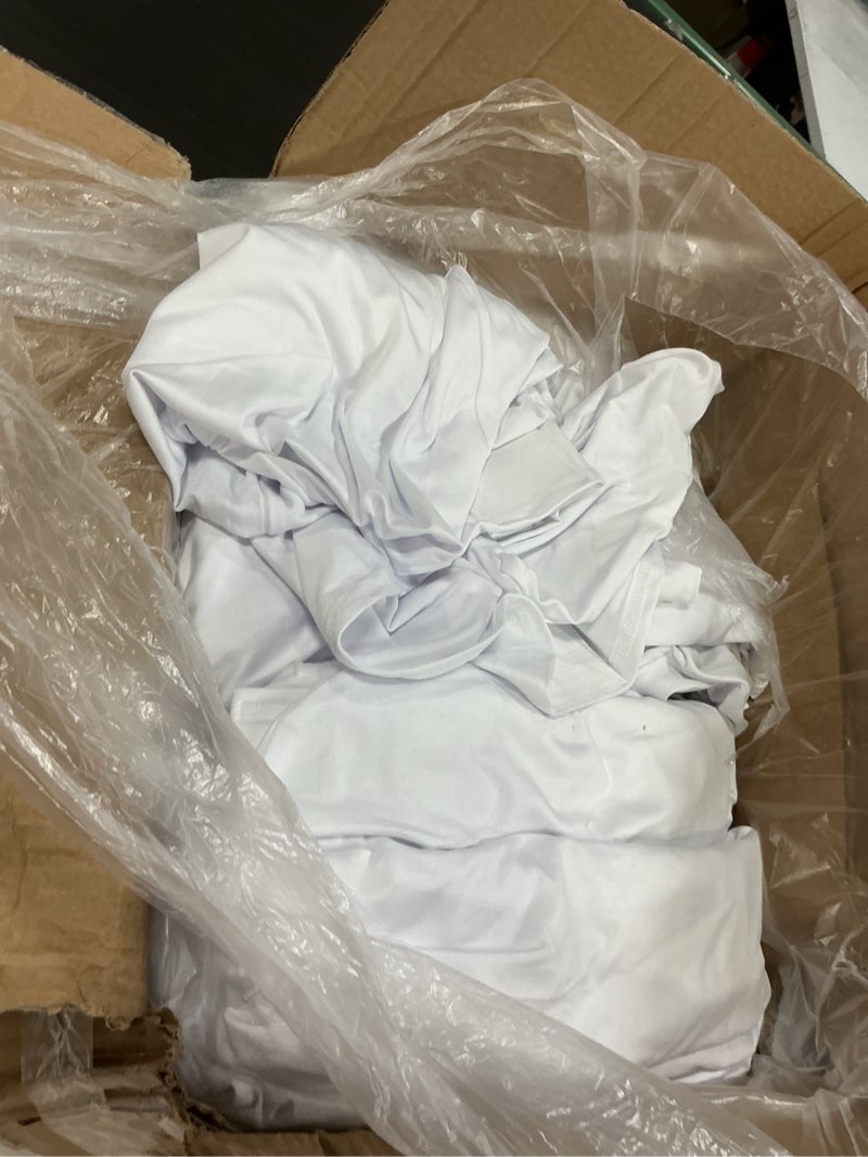 Condition photo showing Good Condition for stretch spandex lifetime folding chair cover white set 50 pieces